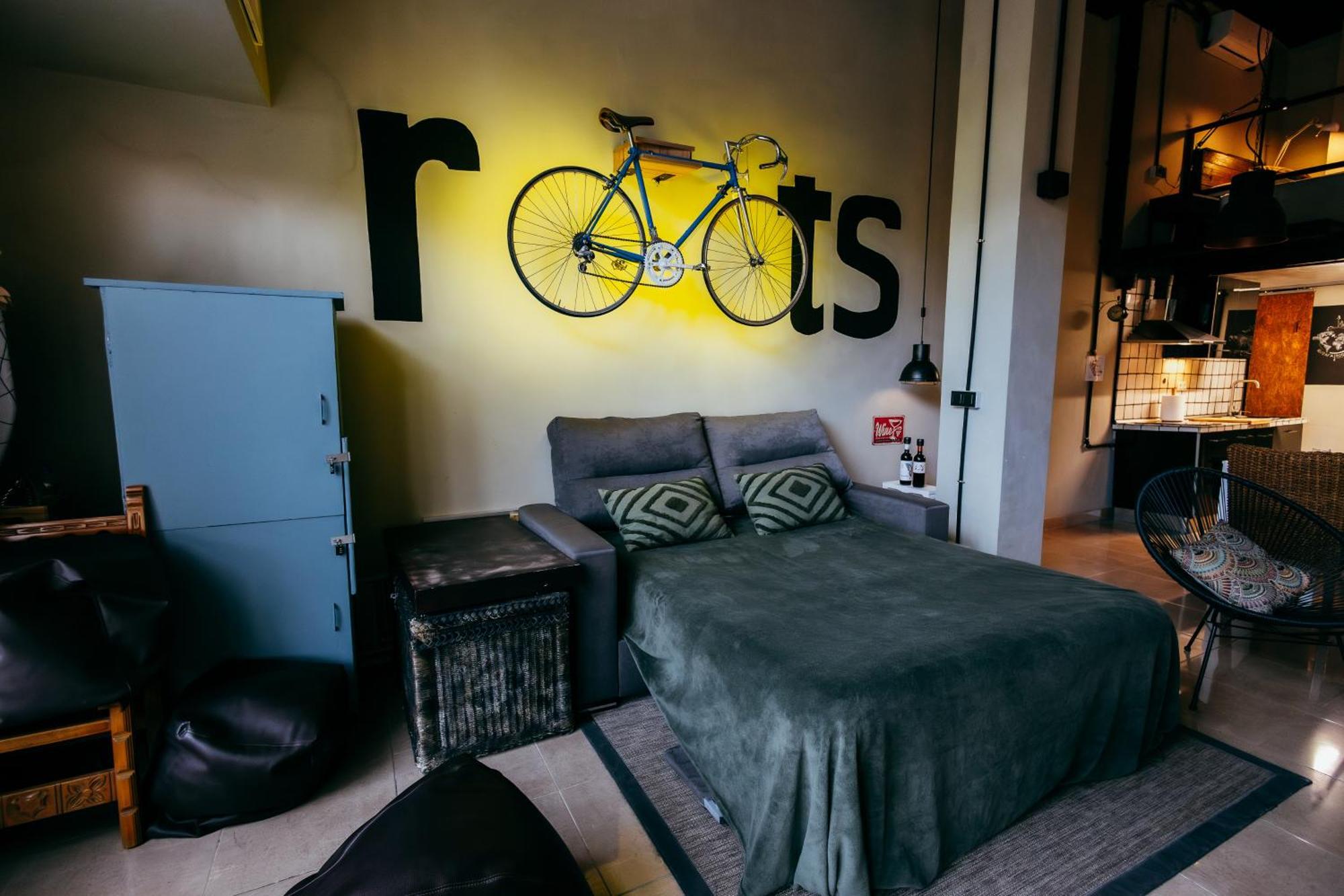 Apartment Ruzafa Roots, 12 Min To Centre, Smart Tv, Wine 발렌시아 외부 사진