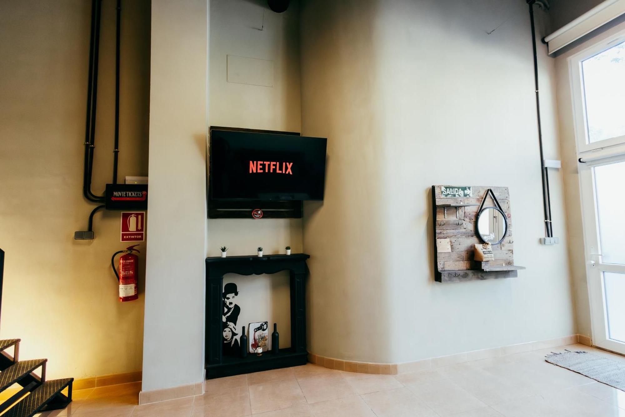 Apartment Ruzafa Roots, 12 Min To Centre, Smart Tv, Wine 발렌시아 외부 사진