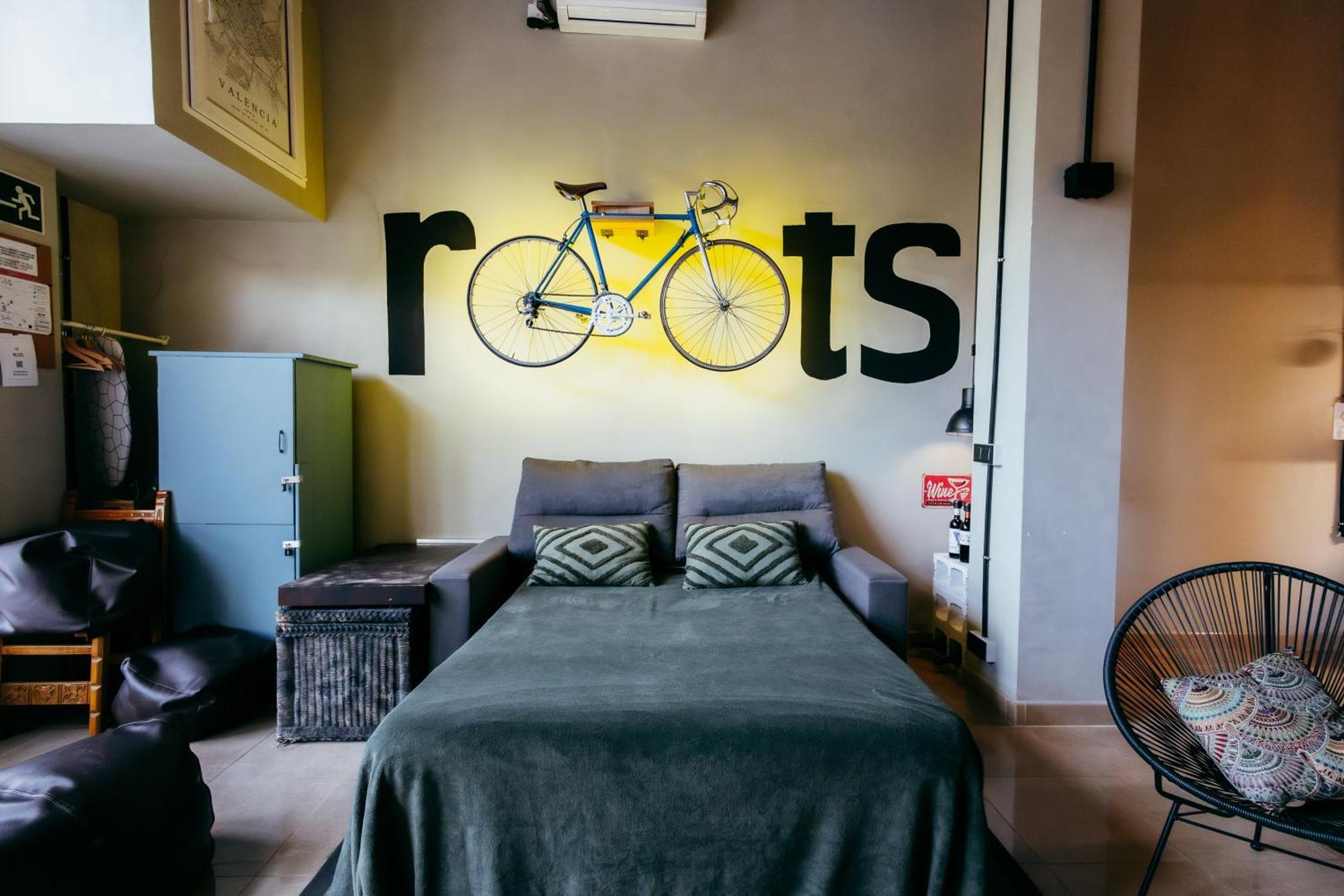 Apartment Ruzafa Roots, 12 Min To Centre, Smart Tv, Wine 발렌시아 외부 사진