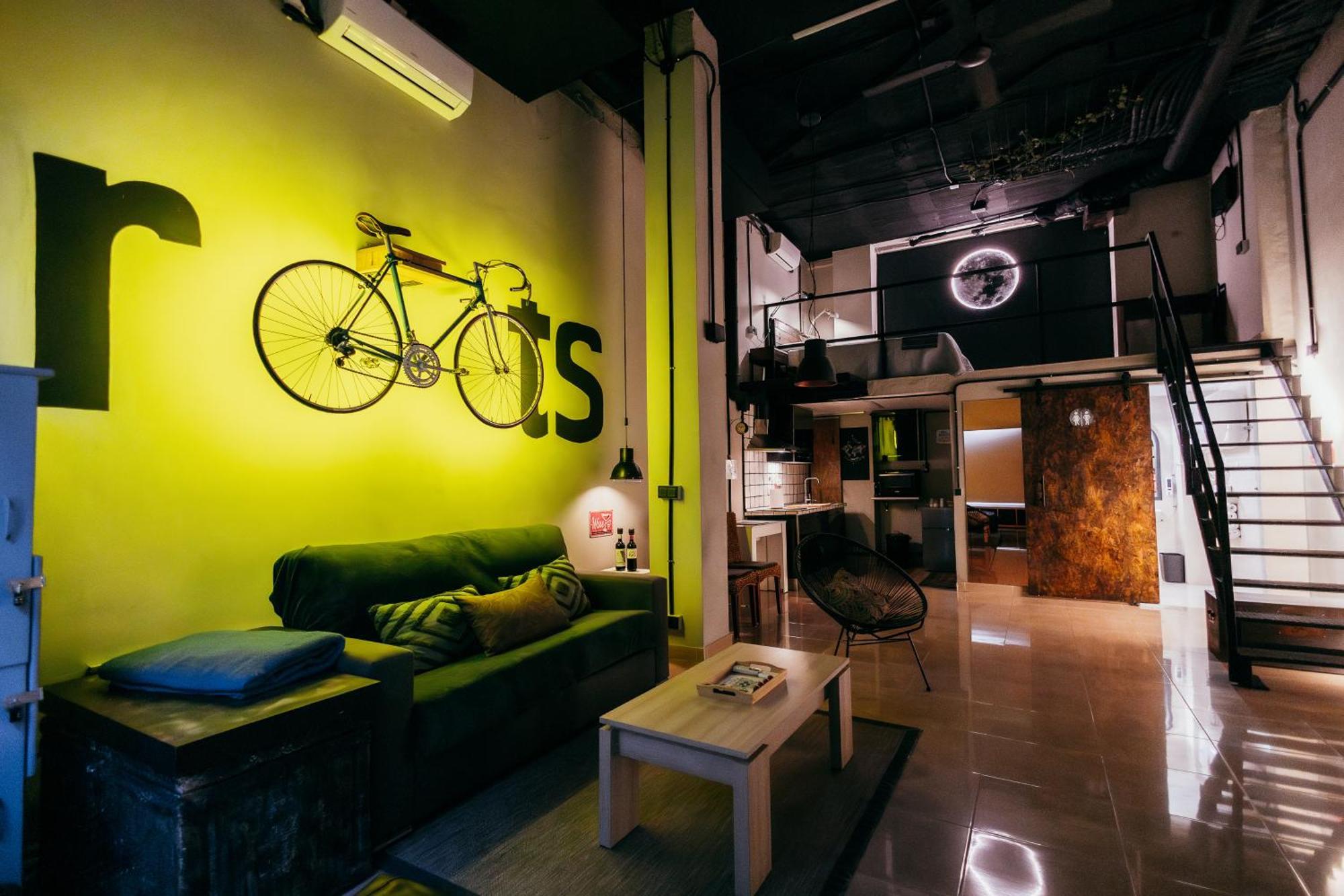 Apartment Ruzafa Roots, 12 Min To Centre, Smart Tv, Wine 발렌시아 외부 사진