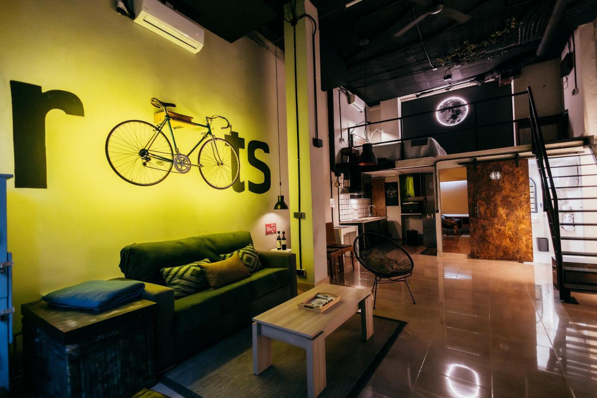 Apartment Ruzafa Roots, 12 Min To Centre, Smart Tv, Wine 발렌시아 외부 사진